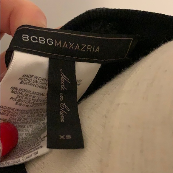 BCBG MaxAzria drapped T-shirt size XS - Picture 4 of 4